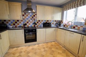 Kitchen- click for photo gallery
